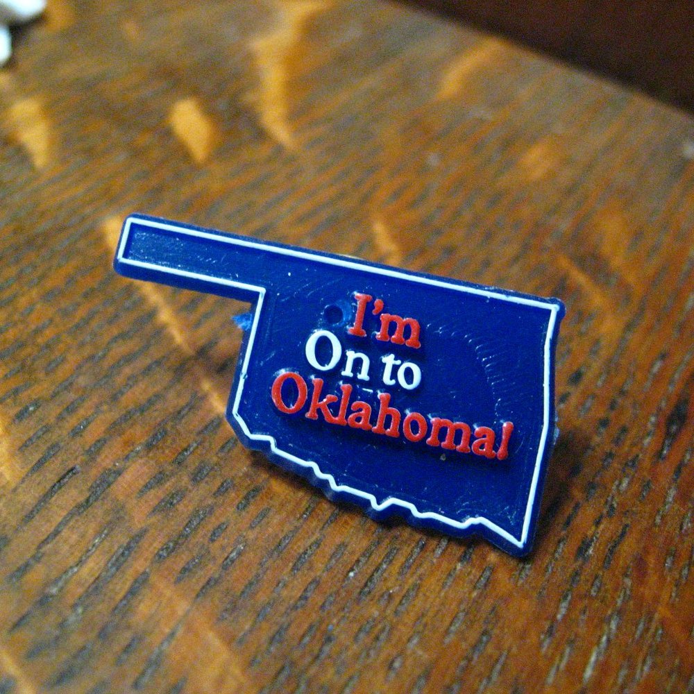 🇺🇲 I'm On To Oklahoma Vintage Lapel Pin